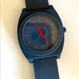 ⌚️Brand New Grey Nixon watch